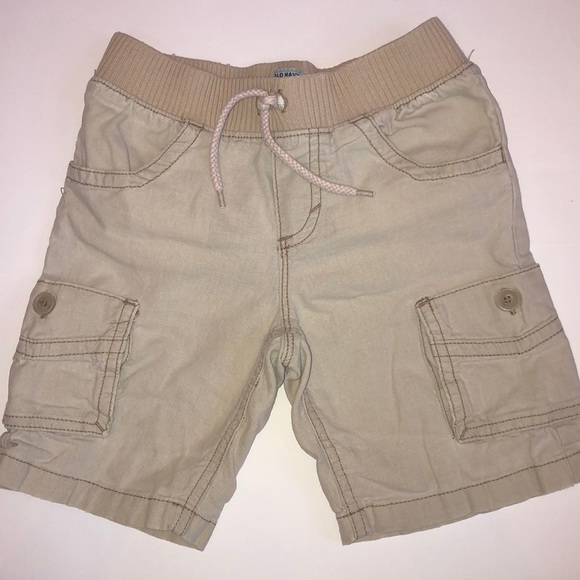 Boys shorts size 4T - Picture 6 of 8